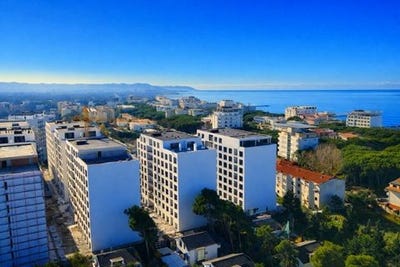 /international/al/durres-durres-120096491574/