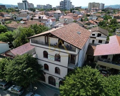 /international/al/elbasan-elbasan-310105305178/