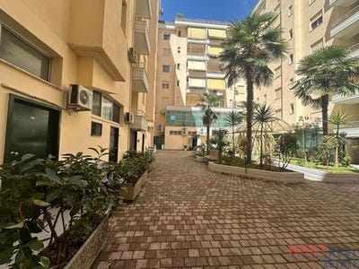 /international/al/vlore-vlore-310108216534/