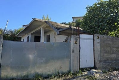 /international/al/durres-durres-310107527178/