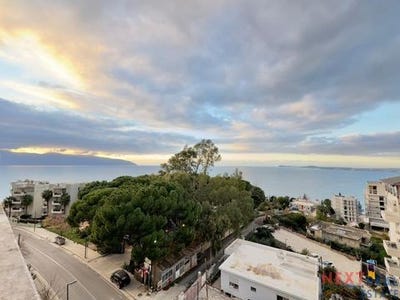 /international/al/vlore-vlore-310105303818/