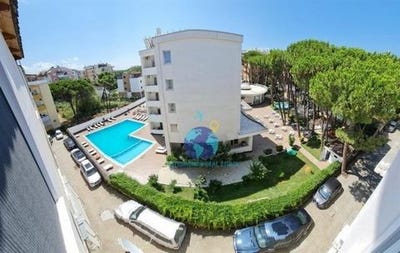 /international/al/durres-durres-310105303695/