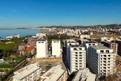 /international/al/durres-durres-120096491574/