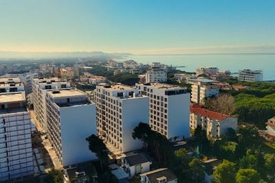 /international/al/durres-durres-120096491401/