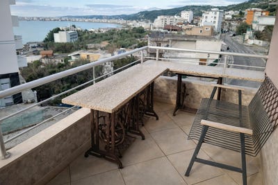 /international/al/vlore-vlore-310105947386/