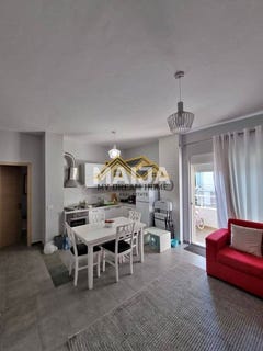 /international/al/qerret-durres-durres-310106935949/