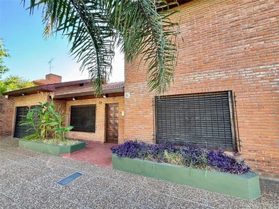 /international/ar/arenales-al-1100-banfield-este-gran-bs-as-sur-buenos-aires-310108464294/