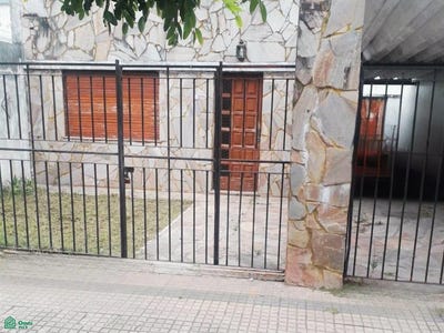 /international/ar/27-entre-56-y-57-1167-la-plata-la-plata-gba-sur-1900-310101333325/?lang=zh-tw
