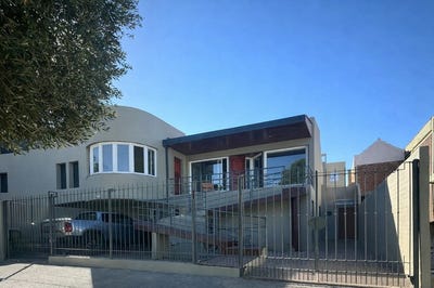 /international/ar/roberts-al-100-puerto-madryn-chubut-province-310107533841/