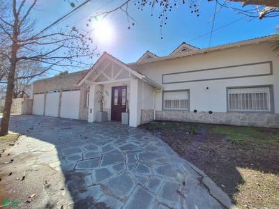 /international/ar/el-pampero-1975-barrio-la-florida-mar-del-plata-buenos-aires-costa-atlantica-7600-310097033784/
