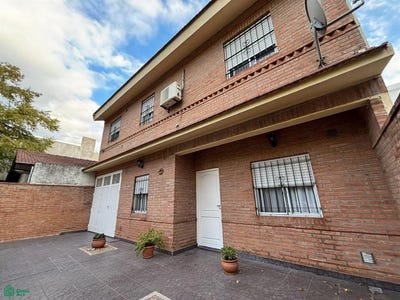 /international/ar/del-lazo-3820-villa-udaondo-ituzaingo-gba-oeste-1713-ituzaingo-buenos-aires-310107836504/