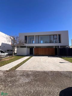 /international/ar/467-5000-city-bell-la-plata-gba-sur-1896-310108840700/