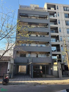 /international/ar/luis-maria-drago-2685-castelar-moron-gba-oeste-1712-moron-buenos-aires-310107424701/