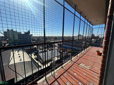 /international/ar/avenida-rivadavia-18222-moron-moron-gba-oeste-1708-moron-buenos-aires-310108161028/