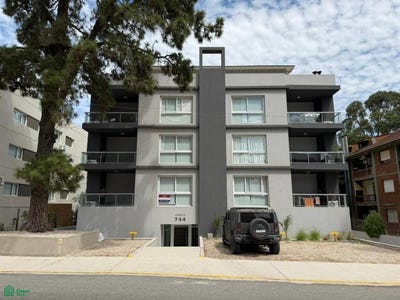 /international/ar/jonas-744-pinamar-buenos-aires-costa-atlantica-7167-pinamar-buenos-aires-310108215197/