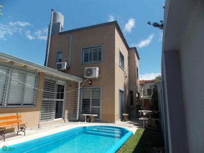 /international/ar/calle-142-1650-berazategui-gba-sur-1884-berazategui-buenos-aires-310103515595/