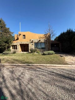 /international/ar/vistalba-country-s-n-lujan-de-cuyo-mendoza-lujan-de-cuyo-mendoza-310107147186/