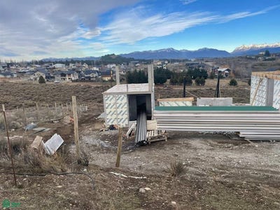 /international/ar/barrio-barrancas-de-dina-huapi-s-n-dina-huapi-rio-negro-8402-rio-negro-310101042869/