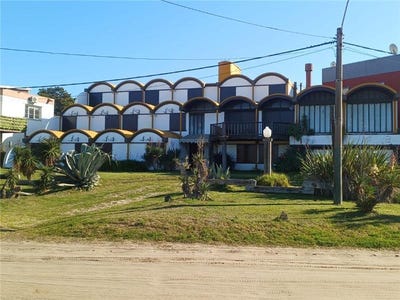 /international/ar/av-costanera-2600-villa-gesell-buenos-aires-310106089572/