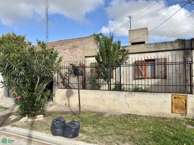 /international/ar/republica-del-libano-2280-general-roca-rio-negro-general-roca-rio-negro-310107271465/