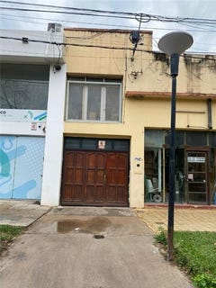/international/ar/lopez-y-planes-al-200-centro-resistencia-chaco-province-310107533935/