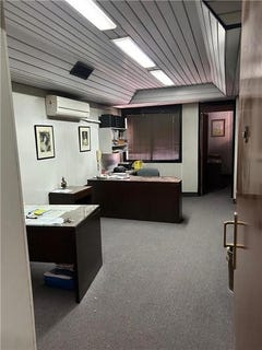 /international/ar/carlos-pellegrini-40-lomas-de-zamora-oeste-gran-bs-as-sur-buenos-aires-310108463965/