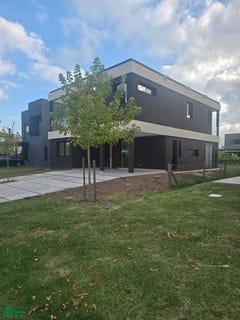 /international/ar/barrio-las-araucarias-s-n-el-cazador-escobar-gba-norte-escobar-buenos-aires-310108486558/