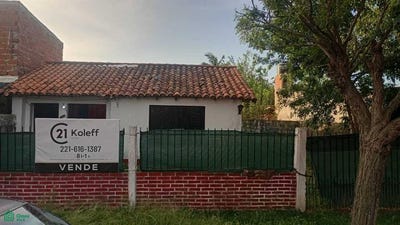 /international/ar/calle-ecuador-entre-saenz-pena-y-quintana-ensenada-s-n-ensenada-ensenada-gba-sur-1000-ensenada-buenos-aires-310106130866/