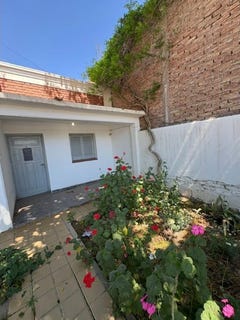 /international/ar/hipolito-yrigoyen-y-santa-maria-de-oro-al-3200-zona-este-santa-lucia-san-juan-310107531524/
