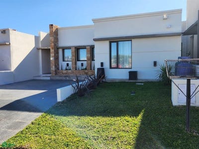 /international/ar/avenida-ladonosa-3-docta-cordoba-cordoba-50000-cordoba-cordoba-310106358884/