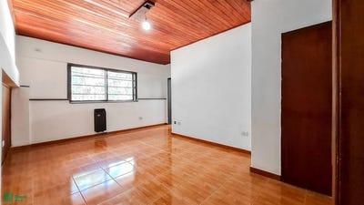 /international/ar/129-entre-2-y-3-1245-berisso-gba-sur-1923-berisso-buenos-aires-310107330893/