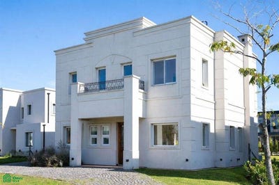 /international/ar/av-de-la-bahia-s-n-el-cazador-escobar-gba-norte-escobar-buenos-aires-310107678067/