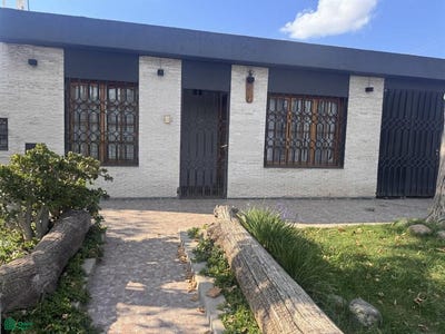 /international/ar/ruta-de-los-patos-2676-luzuriaga-mendoza-5513-mendoza-310108086663/
