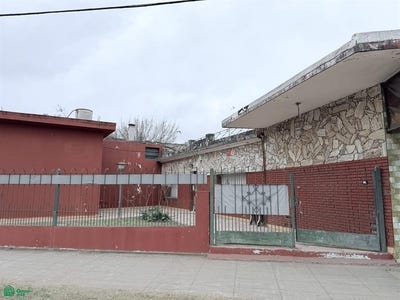 /international/ar/24-de-noviembre-411-mariano-acosta-merlo-gba-oeste-1723-merlo-buenos-aires-310108672985/