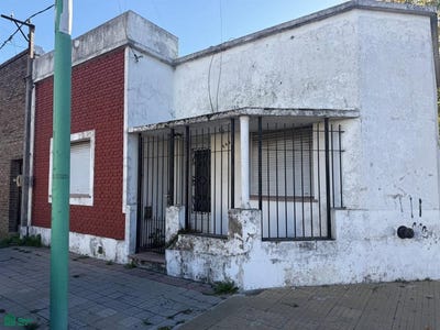 /international/ar/sarmiento-253-ensenada-ensenada-gba-sur-1925-ensenada-buenos-aires-310107670544/