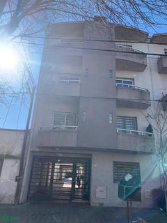 /international/ar/17-216-la-plata-gba-sur-1900-310100992125/?lang=zh-tw