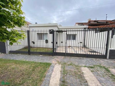 /international/ar/arredondo-2887-castelar-moron-gba-oeste-1712-moron-buenos-aires-310107620815/