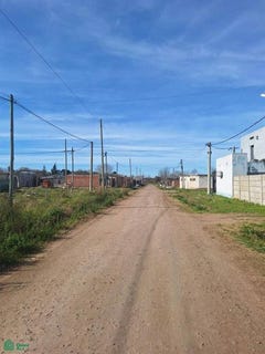 /international/ar/18-entre-607-y-608-barrio-aeropuerto-s-n-la-plata-la-plata-gba-sur-1900-310101272992/?lang=zh-tw