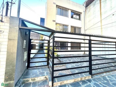 /international/ar/sucre-277-moron-moron-gba-oeste-1708-moron-buenos-aires-310107946628/