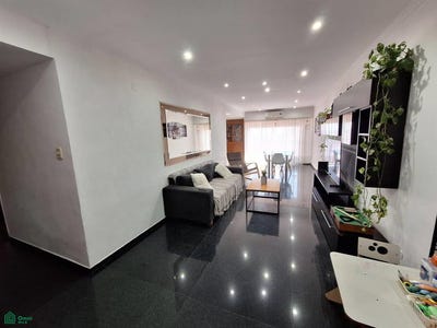 /international/ar/san-martin-703-avellaneda-avellaneda-gba-sur-1870-avellaneda-buenos-aires-310103818558/