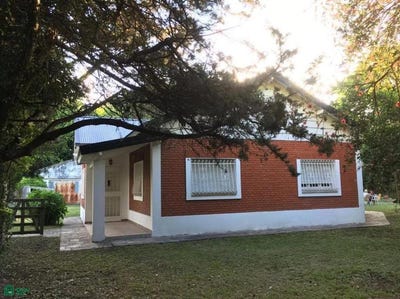 /international/ar/415-e-134-y-135-s-n-villa-elisa-la-plata-gba-sur-310100931094/