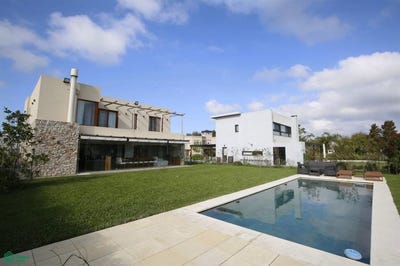 /international/ar/greenville-polo-resort-152-s-n-greenville-polo-resort-berazategui-gba-sur-1890-berazategui-buenos-aires-310106827092/