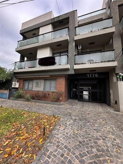 /international/ar/belgrano-1776-banfield-este-gran-bs-as-sur-buenos-aires-310108464516/