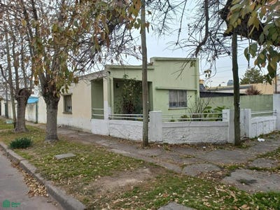 /international/ar/162-esquina-12-punta-arenas-y-orden-1015-o-1015-0-berisso-berisso-gba-sur-berisso-entre-rios-310100822786/?lang=zh-tw