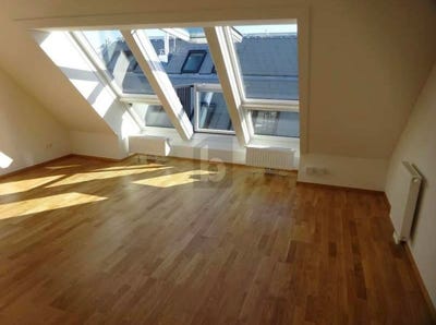 /international/at/korneuburg-lower-austria-310109044561/