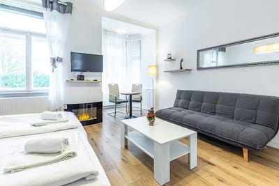 /international/at/maygasse-vienna-vienna-310093860157/