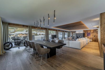 /international/at/kitzbuhel-tyrol-310120475011/