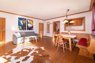 /international/at/kitzbuhel-tyrol-310105808606/