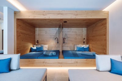 /international/at/solden-tyrol-310108048570/