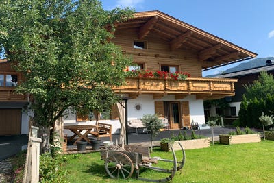 /international/at/kitzbuhel-tyrol-310105405679/